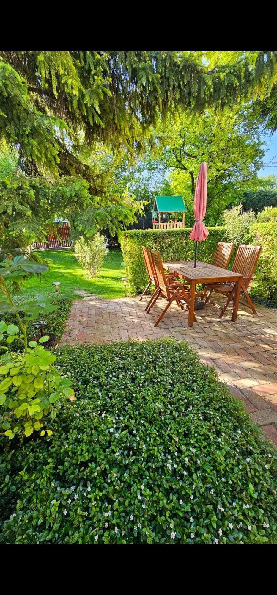 Fuered Deluxe Garden Apartment Balatonfured Exterior photo