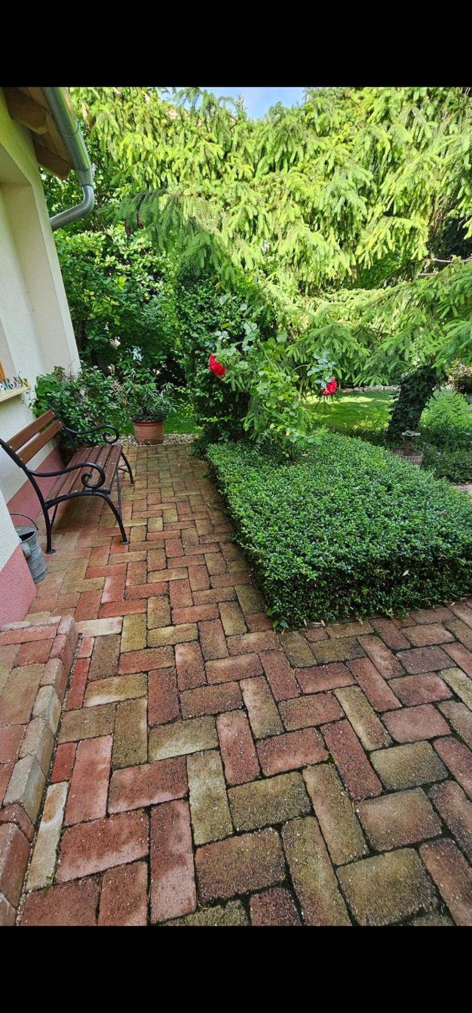 Fuered Deluxe Garden Apartment Balatonfured Exterior photo