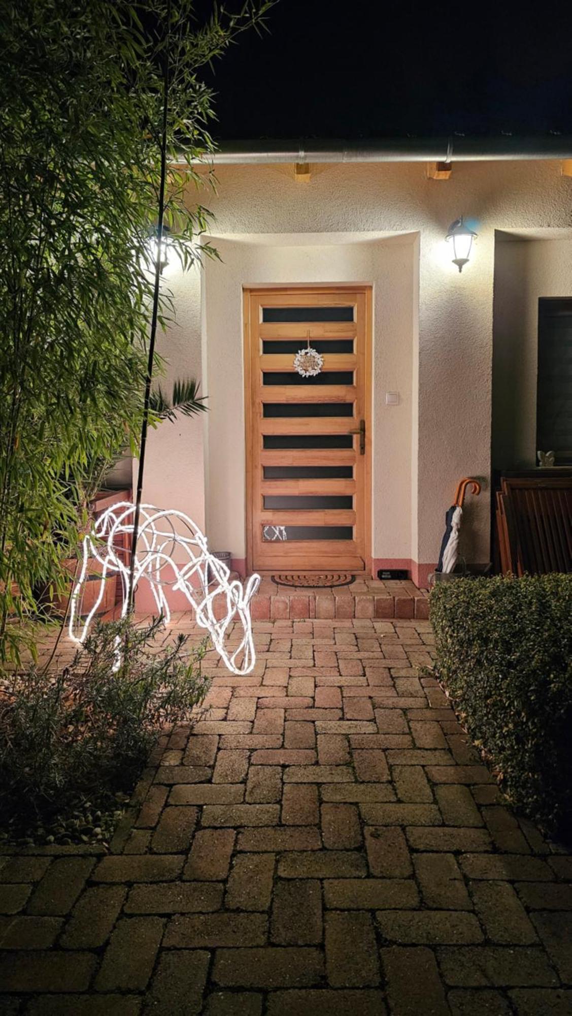 Fuered Deluxe Garden Apartment Balatonfured Exterior photo